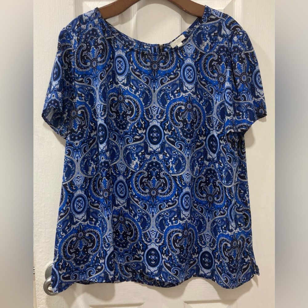 💙Women’s blue blouse with multiple designs💙#25💙